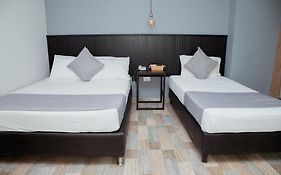 Hotel Palmas Del Estadio